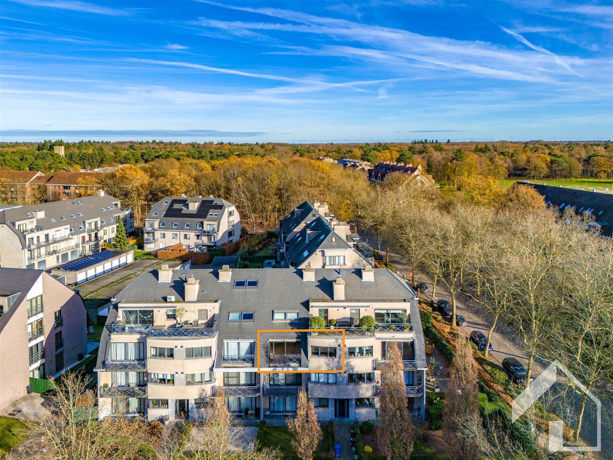 Prachtig appartement met 3 slaapkamers en garagebox - foto 2