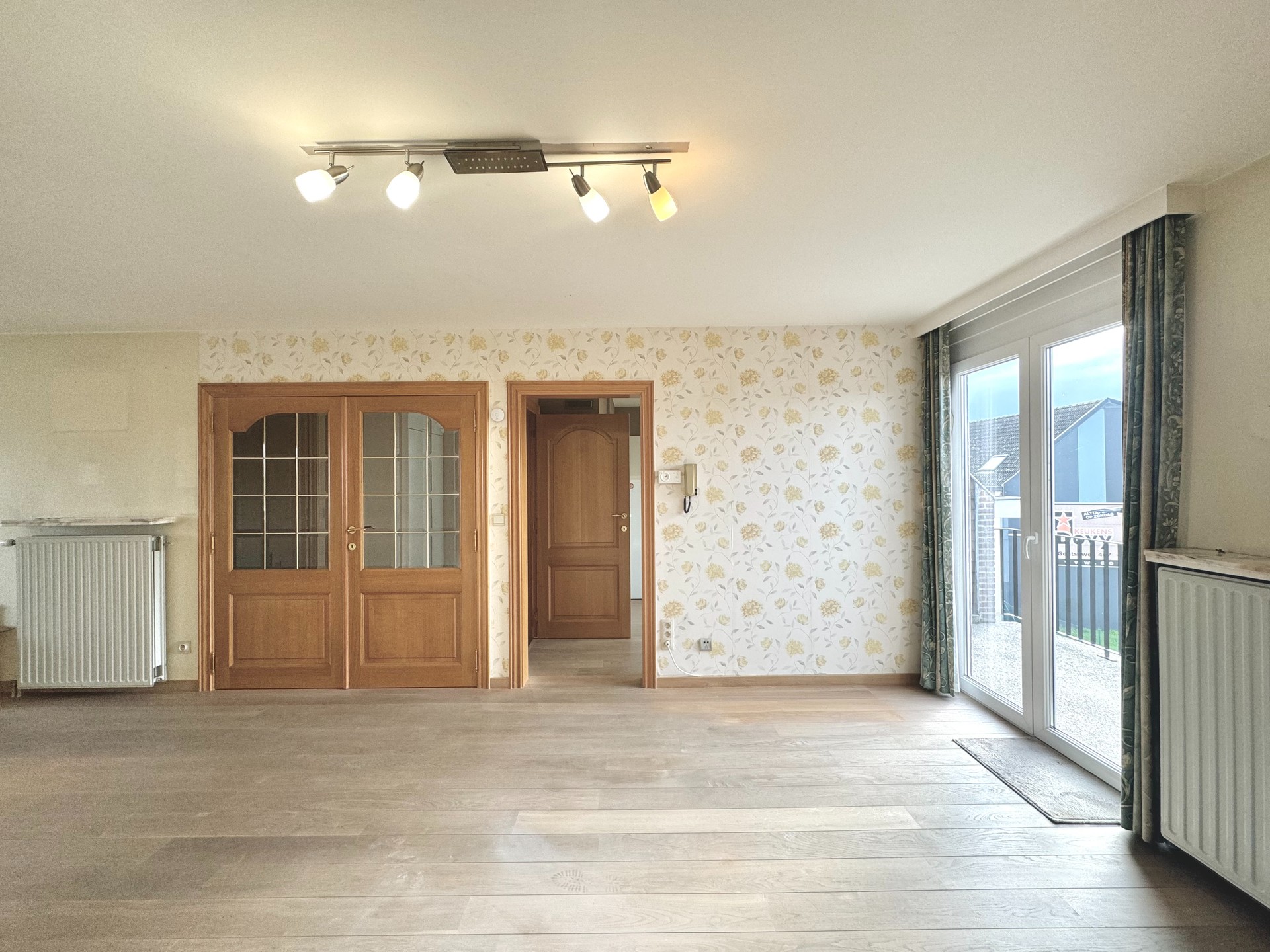 Apartment for rent in Sint-Eloois-Vijve with 3 bedrooms - photo 5
