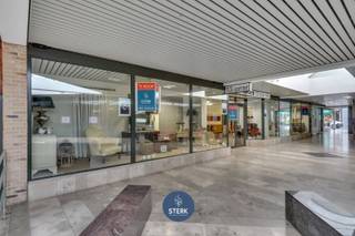 Commercial à vendre à Lanaken