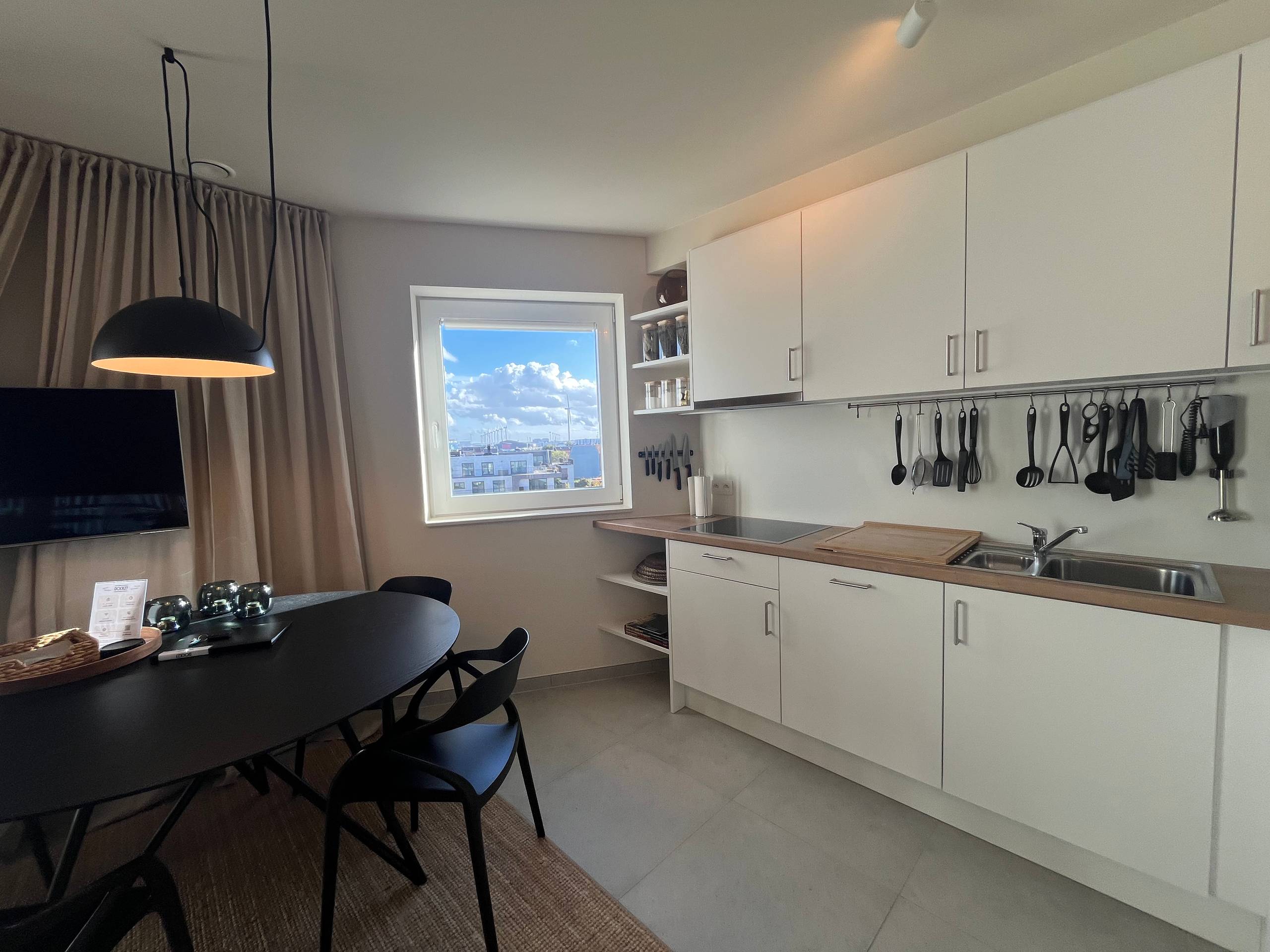 Gemeubelde duplex met 2 slaapkamers en 2 terrassen - foto 5