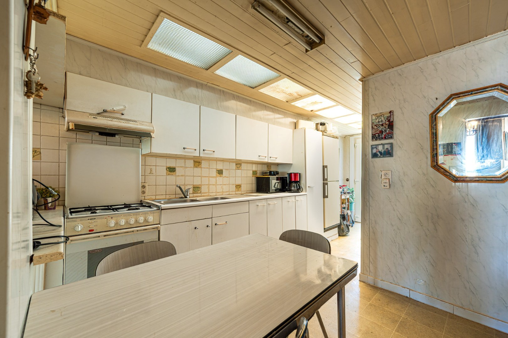 Woning met 2 slaapkamers, zolder en tuin aan de Leie in Menen - foto 5