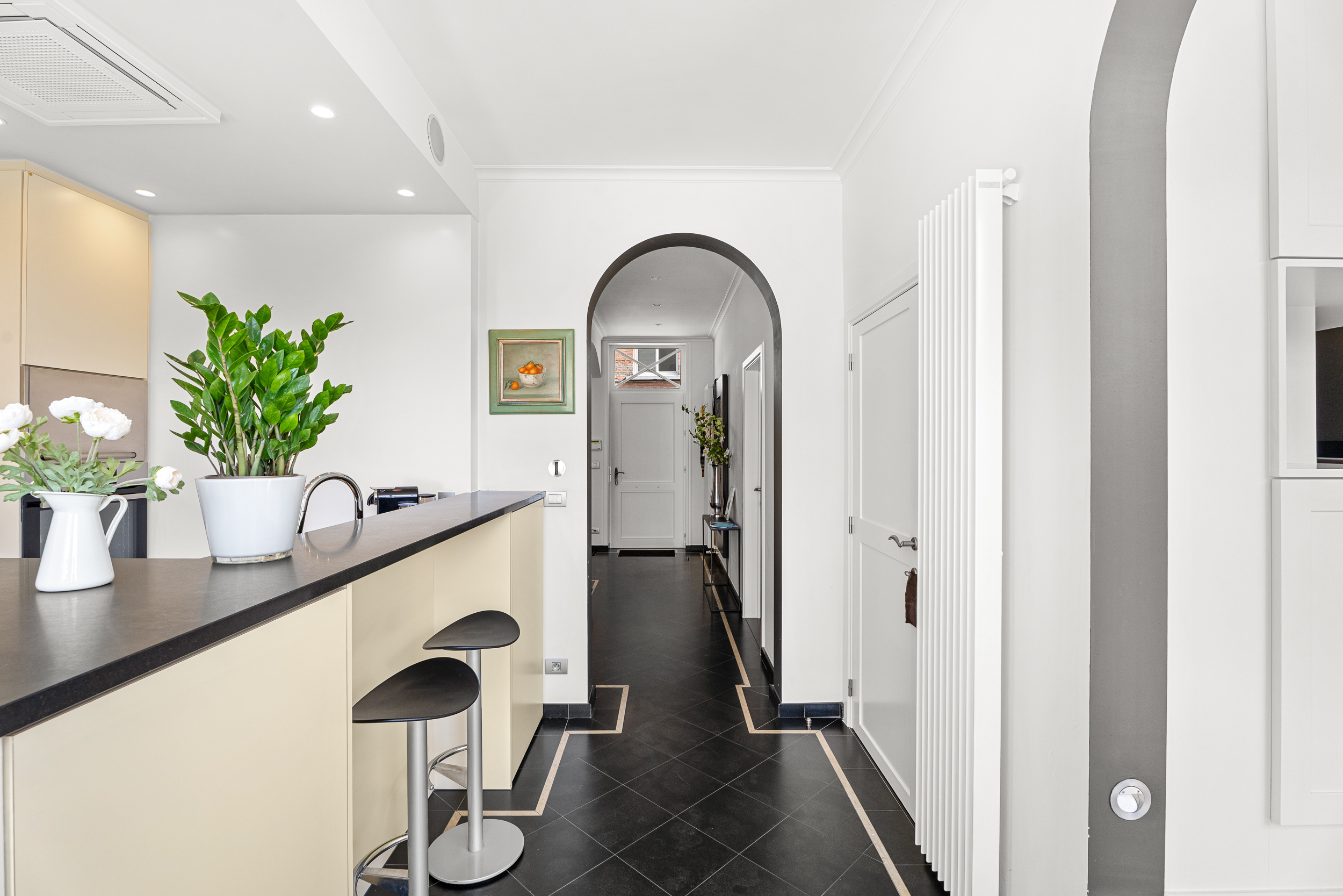 Karaktervolle burgerhuis op enkele passen van Zimmerplein - foto 4
