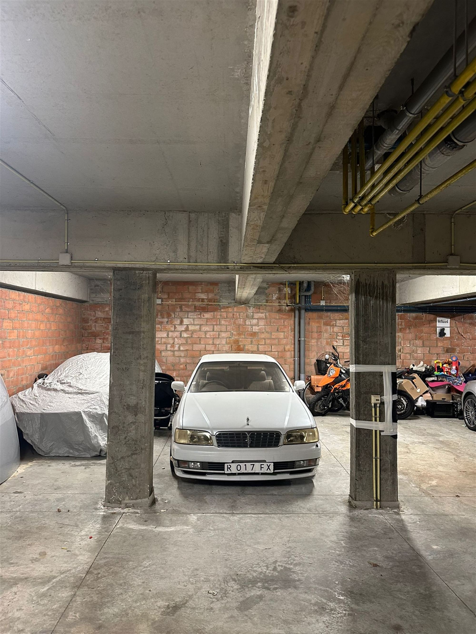 Overdekte staanplaatsen in centrum Aalst - foto 3