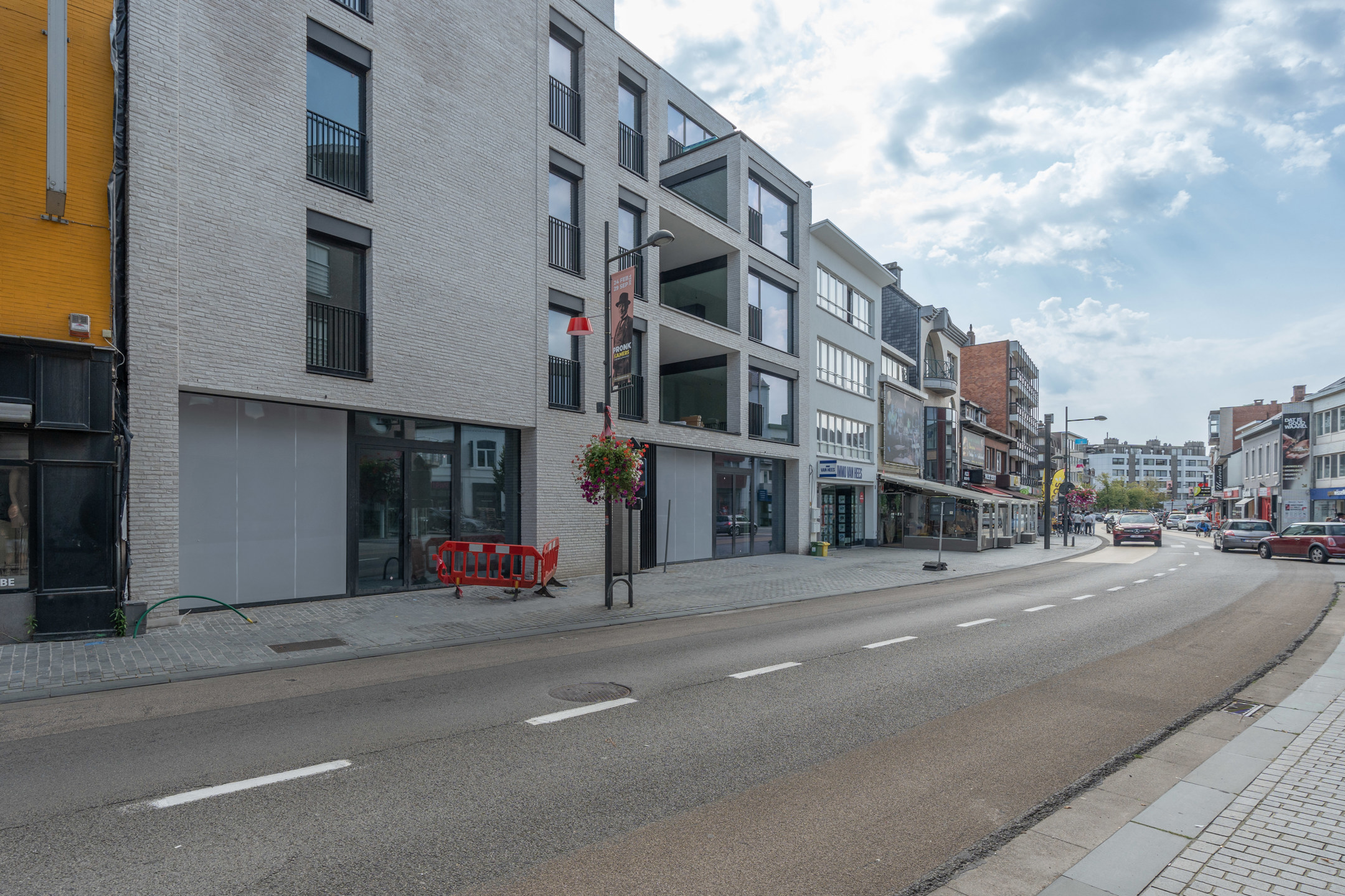 Commercial for sale in Mol - photo 4