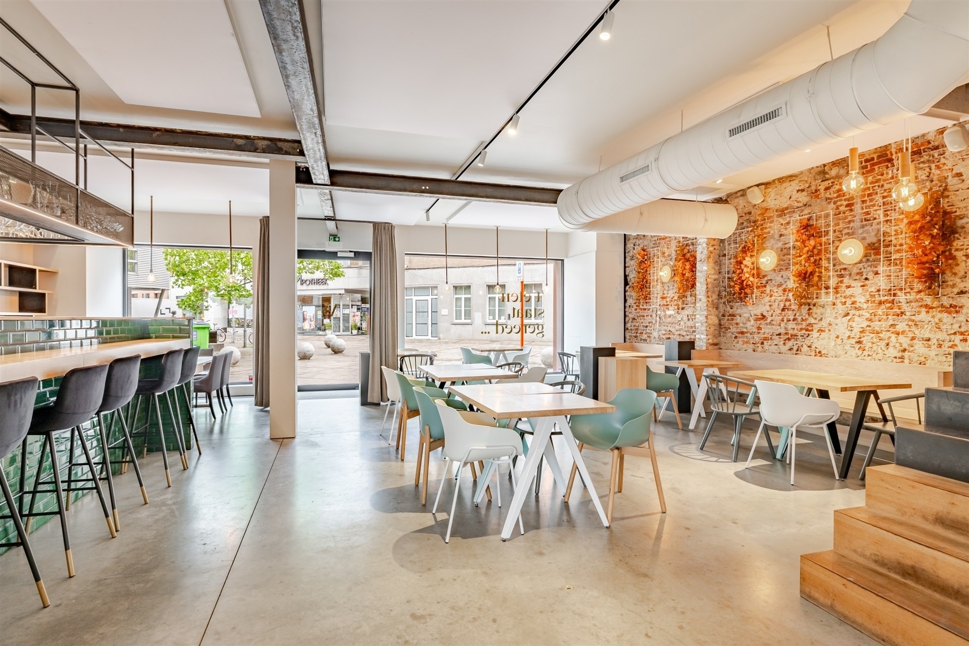 Instapklaar hoogwaardig restaurant inclusief inrichting en meubilair  - foto 3