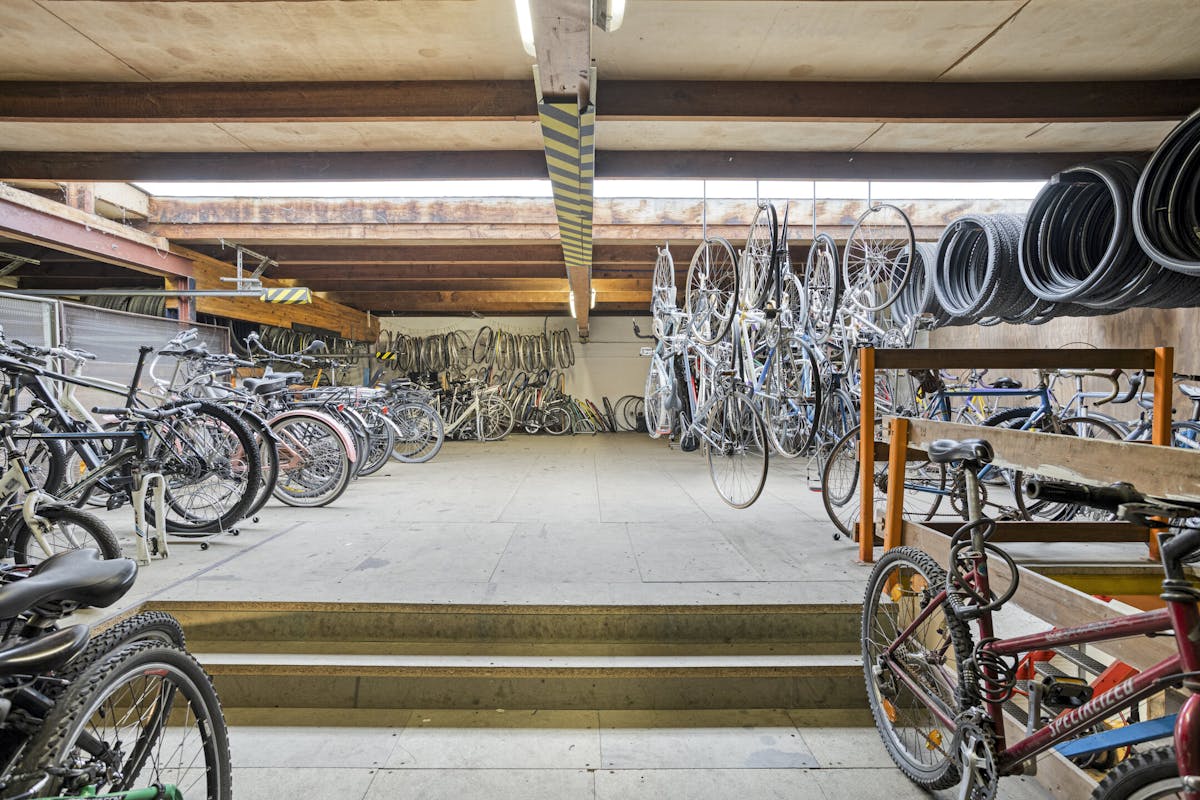 Commercieel bedrijfsgebouw van ca. 400m² met parking - foto 5