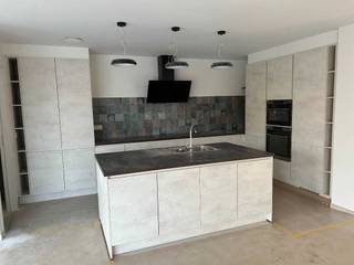 Goed gelegen, ruime gezinswoning met 3/4 slaapkamers en 2 badkamers. Te huur vanaf 1 meiKijk ook hier voor meer informatie:...