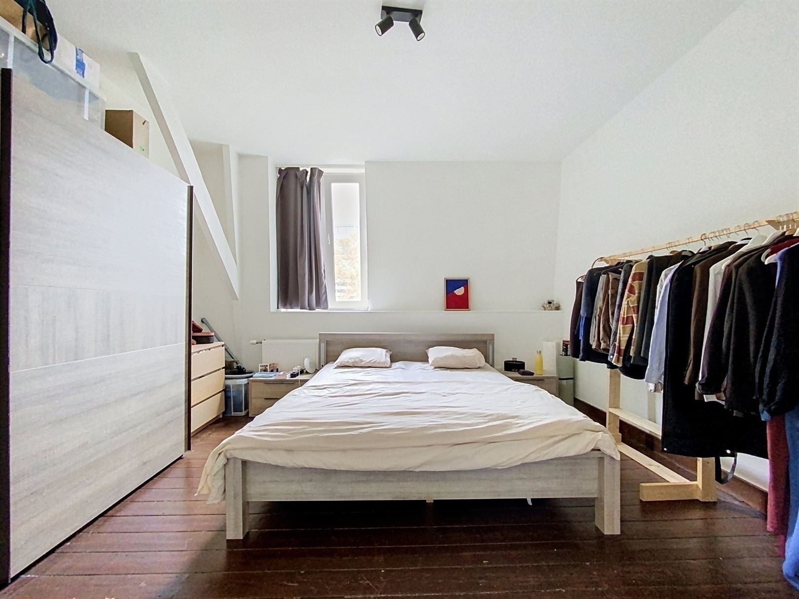 Volledig vernieuwd appartement te Antwerpen - foto 5