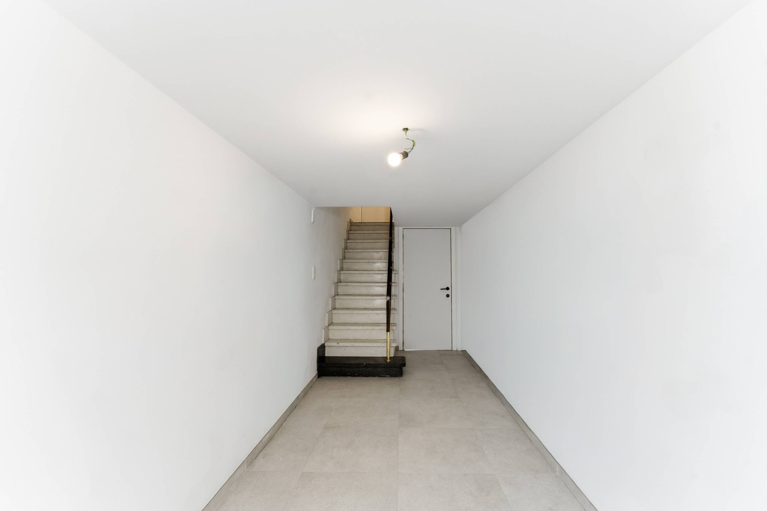 Prachtig gerenoveerde woning (2025) in hartje Veurne - foto 3