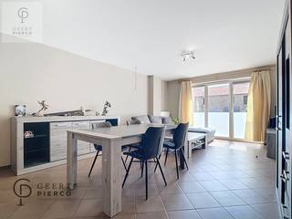 Deze gezellige studio met ruime slaapkamer en aanpalende badkamer ligt op een ideale locatie.Dichtbij het centrum van Landen, het treinstation en de...