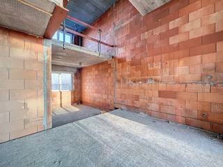 Deze unieke gesloten split-level bebouwing heeft in de leefruimte een prachtig raampartij uitkijkend op het park! Ben je op zoek naar een woning...