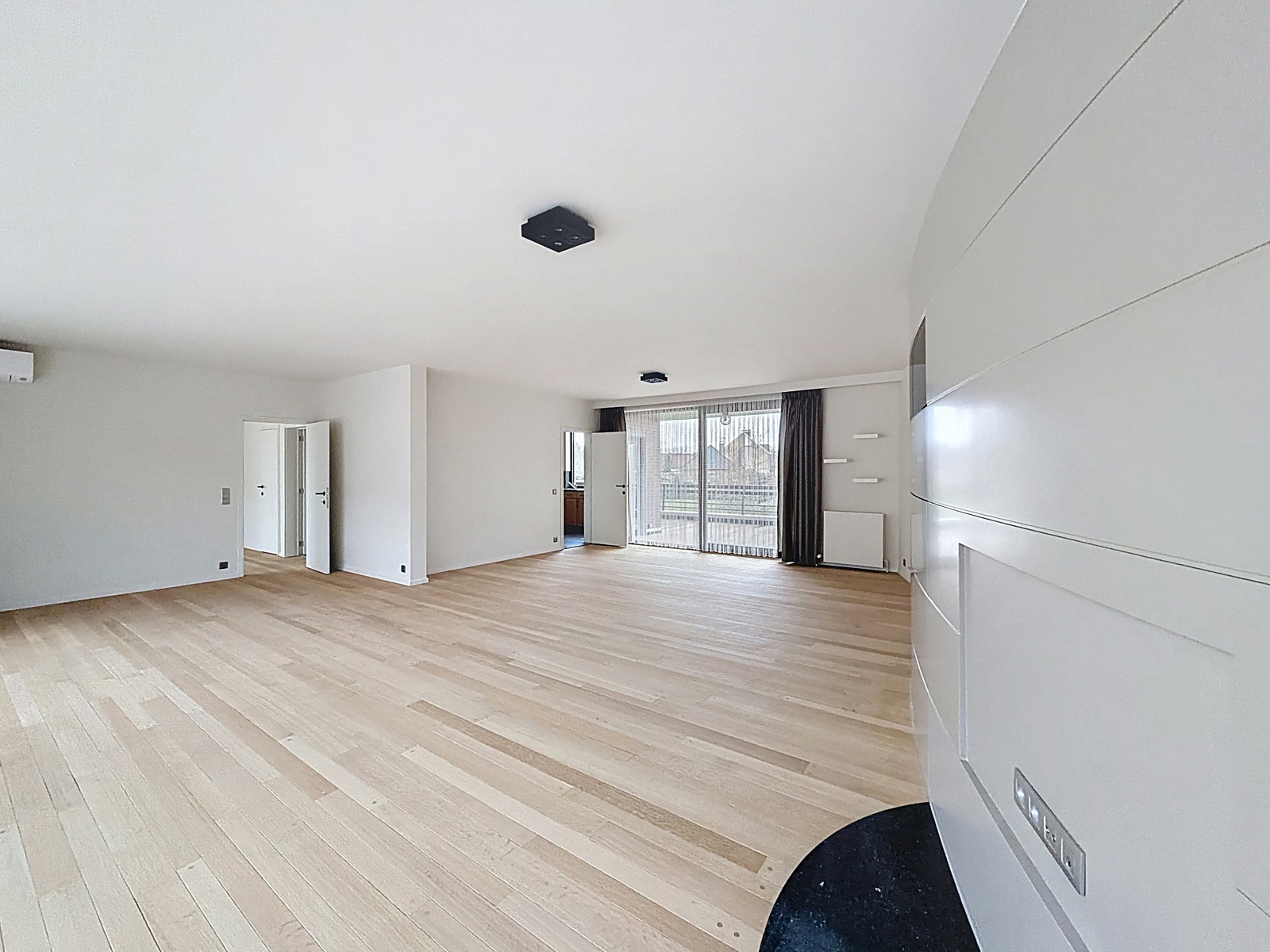 Luxueus groot appartement 206m² met 4 kamers en terras - foto 4