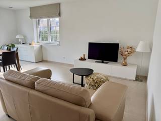 Dit zeer lichtrijke gelijkvloers appartement met een bewoonbare oppervlakte van 96 m² bevindt zich in een verzorgd en kleinschalig gebouw, gelegen...