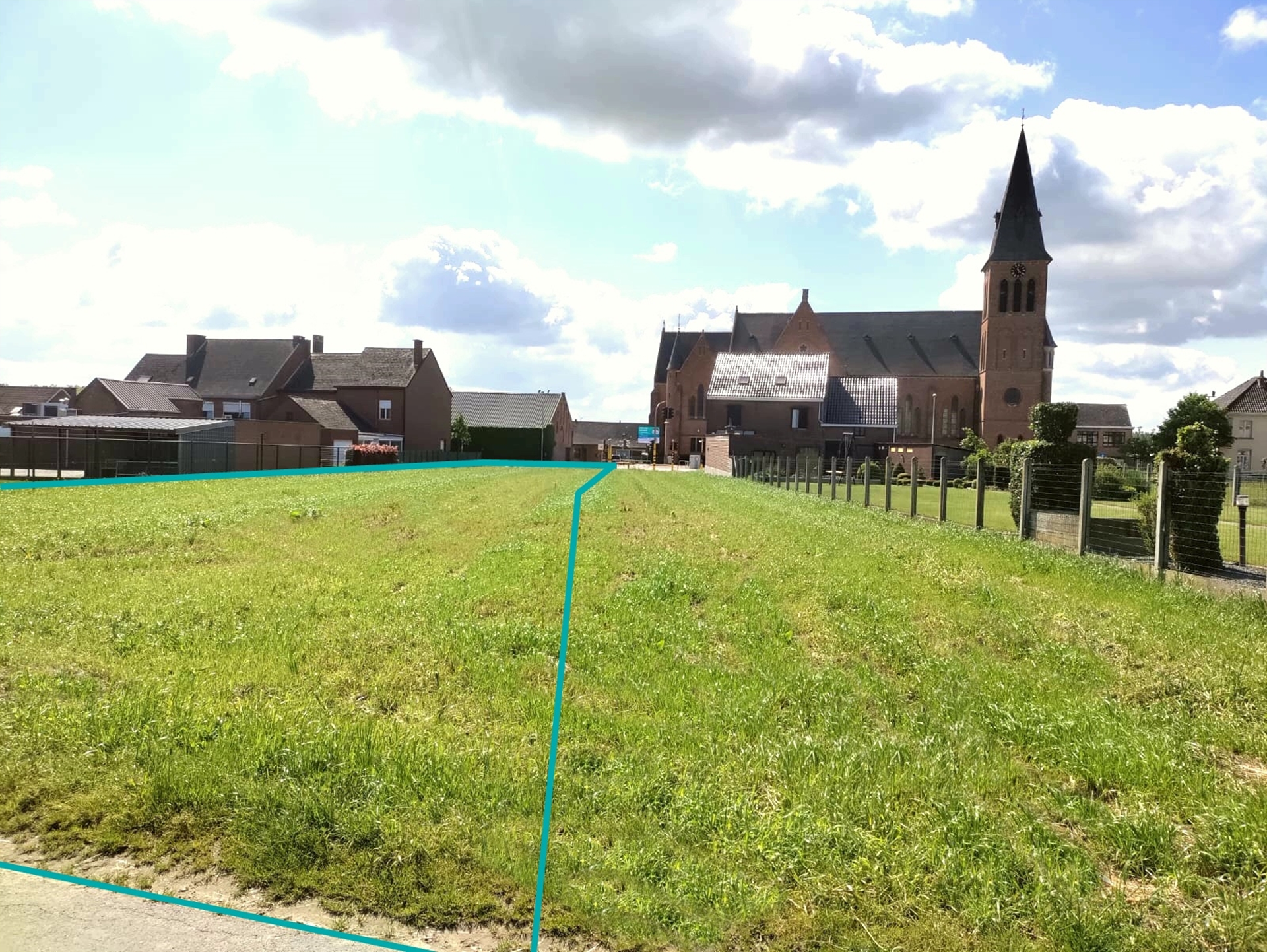 Bouwgrond voor HOB van 9a 28ca - foto 2