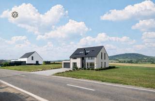 <p>Op zoek naar de perfecte locatie om uw droomwoning te realiseren? Dit ruim perceel van 1.193 m², bestemd voor open bebouwing, biedt u alle vrijheid en een uitzonderlijke ligging in een groene en rustige omgeving.<br /><br />Met een straatbreedte van maar liefst 33 meter geniet u van tal van bouwmogelijkheden en een mooie positionering van uw toekomstige woning. De grote troef? Het prachtige, open uitzicht op de Kluisberg — een blijvende meerwaarde voor wie houdt van natuur, rust en ruimte.<br /><br />Bovendien geldt er géén bouwverplichting. U bouwt wanneer het u past, volledig volgens uw eigen tempo en wensen.<br /><br />Een unieke opportuniteit voor wie wil wonen op een toplocatie met zicht en vrijheid.<br /><br />De afgebeelde woning is een AI-gegenereerde visualisatie en niet bindend.<br />Meer info of plan je bezoek: wim@immobeguin.be<br />Te koop via Immo Beguin, uw vastgoedexpert sinds 2009, met kantoren in Ronse, Waregem, Kortrijk, Deinze, Doornik en Lessen.</p>