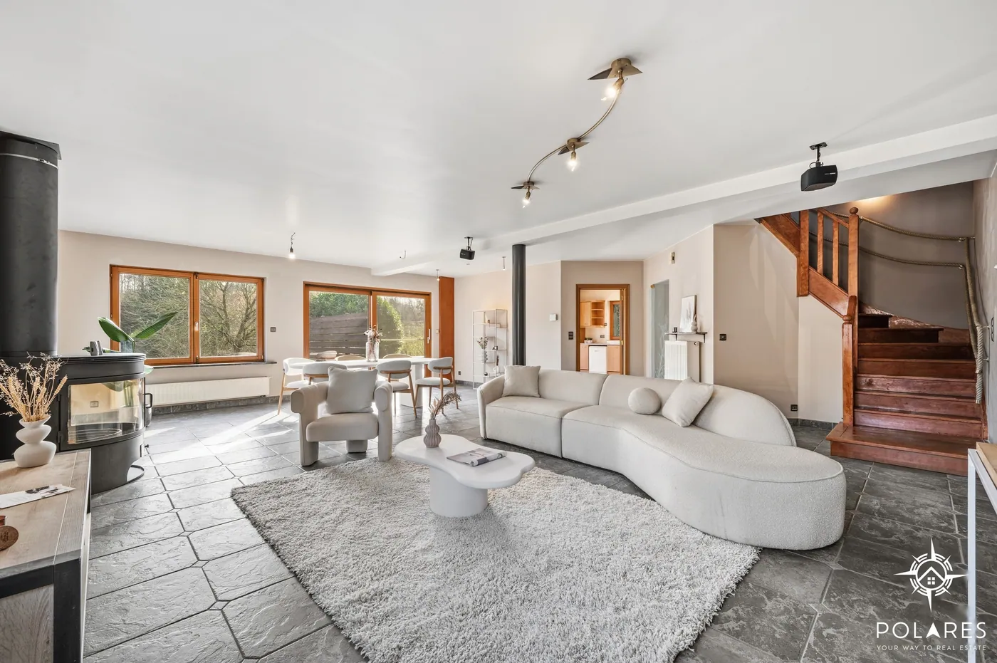 Spacious villa for sale in prime location in Herent - photo 2