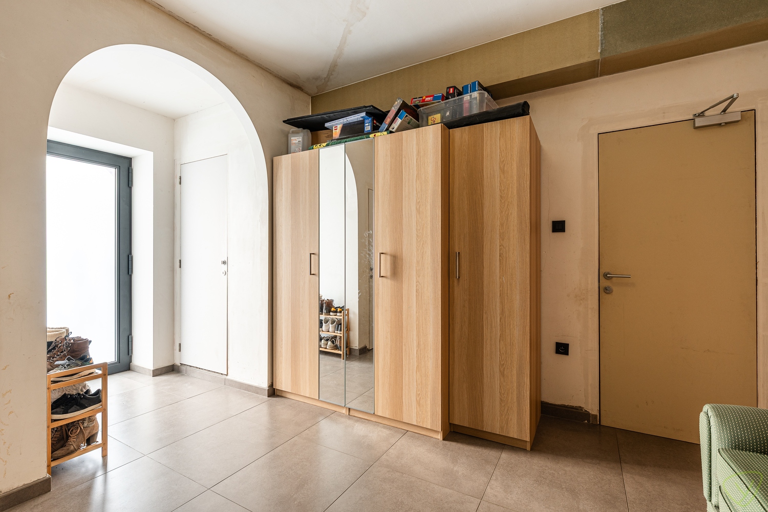 Vernieuwbouw woning met praktijkruimte op topligging met uitstekende zichtbaarheid in Evergem - foto 3