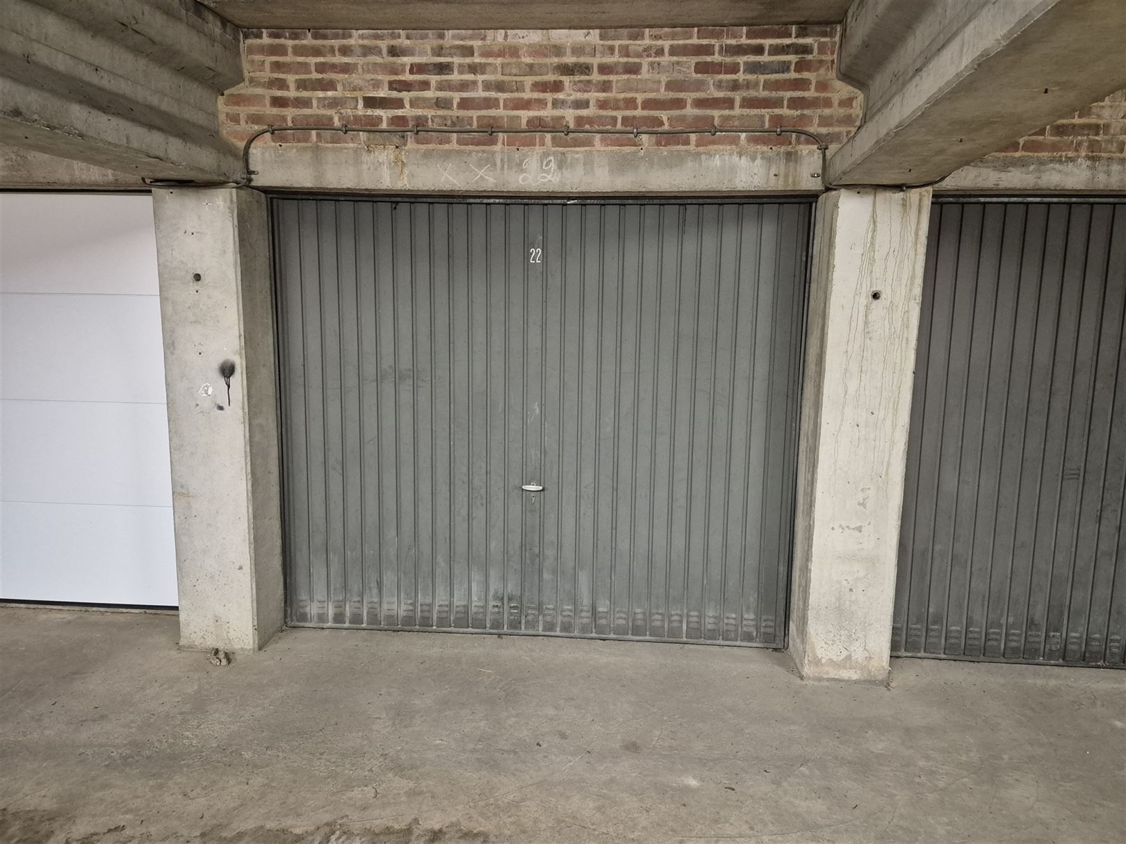 Garage for sale in Mortsel - photo 1