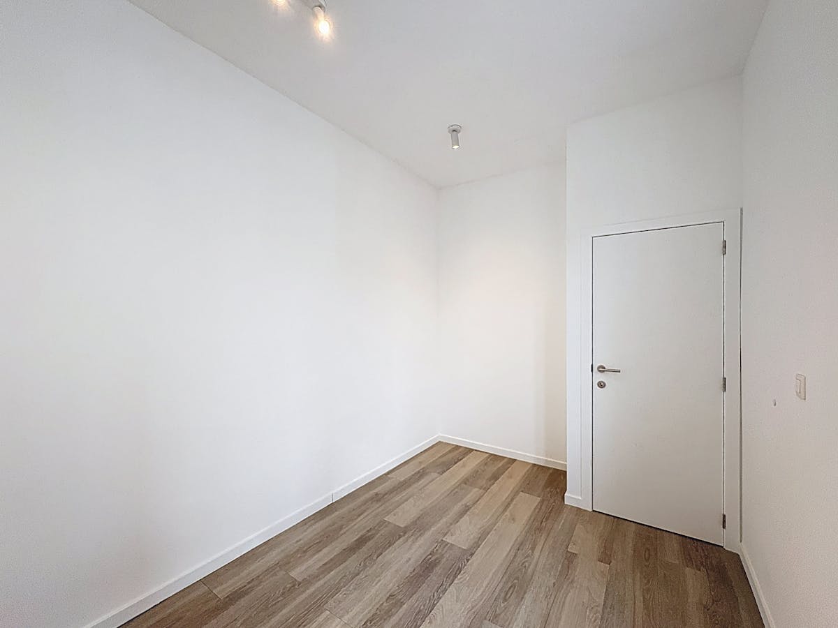 Gerenoveerd 1-slaapkamerappartement te huur in Antwerpen - foto 5