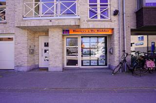 Op een uitstekende locatie in het centrum van Bornem, gelegen in een zijstraat van de Boomstraat en recht tegenover de Aldi, bevindt zich...