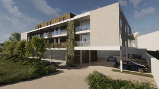 In het levendige hart van de gouden expatdriehoek Brussel-Luchthaven-Diegem vindt u residentie KOMITO. Bestaande uit 18 hoogwaardig afgewerkte, energiezuinige (BEN)appartementen en een commerciële ruimte, zorgvuldig ontworpen door D&A Architecten en gelegen op een absolute TOP-ligging! Het gebouw springt in het oog door het gebruik van zichtbeton en krijgt een groendak, dat bijdraagt aan duurzaamheid en een frisse uitstraling , ontworpen voor een zowel internationaal als lokaal publiek. Elk detail ademt balans tussen esthetiek, comfort en functionaliteit, waarbij elk appartement beschikt over een ruim terras en de nieuwste technieken om een zorgeloze investering te garanderen! Contacteer ons vrijblijvend voor meer info of een plaatsbezoek (info@century21prodomo.be - 02/360.15.15) ! Meer info op : www.projectkomito.be !!!