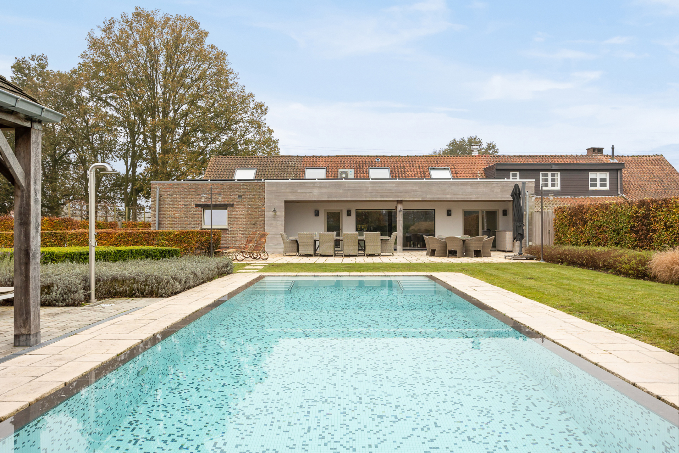 Unieke landelijke woning met prachtige tuin op 3338 m2  - foto 1