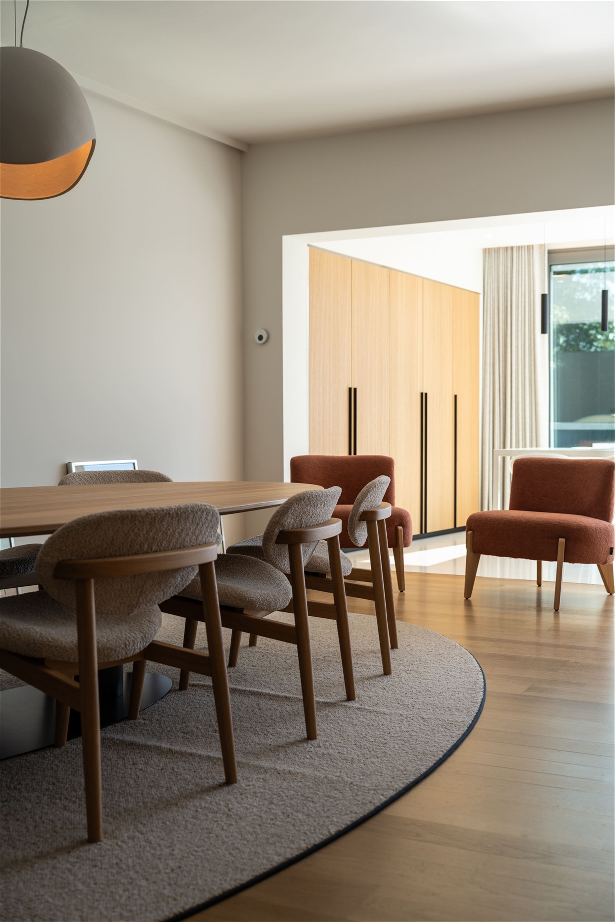 Knap appartement van 225m2 met tuin én garagebox! - foto 4