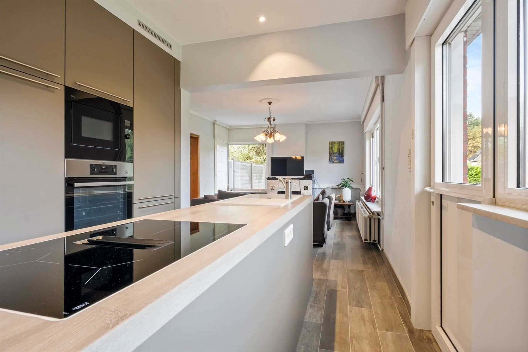 Gerenoveerde instapklare, alleenstaande woning - foto 4