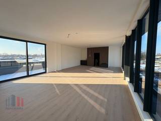 Unieke nieuwbouwontwikkeling te huur, bestaande uit een kantoorruimte met een oppervlakte van 223 m². Deze casco+ ruimte is uitstekend...