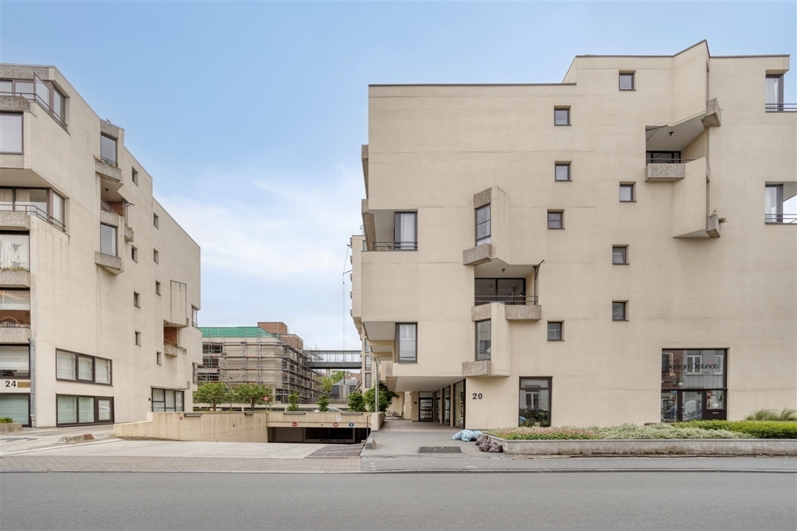 Lichtrijk appartement met 2 slaapkamers - foto 2