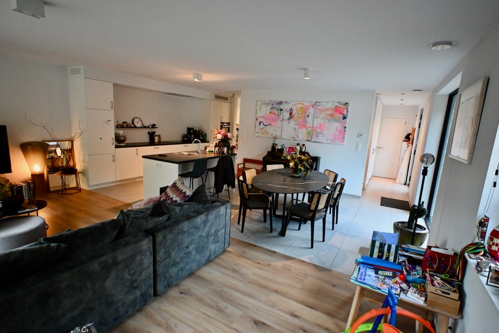 Recente energiezuinige woning met grote tuin ! - foto 3