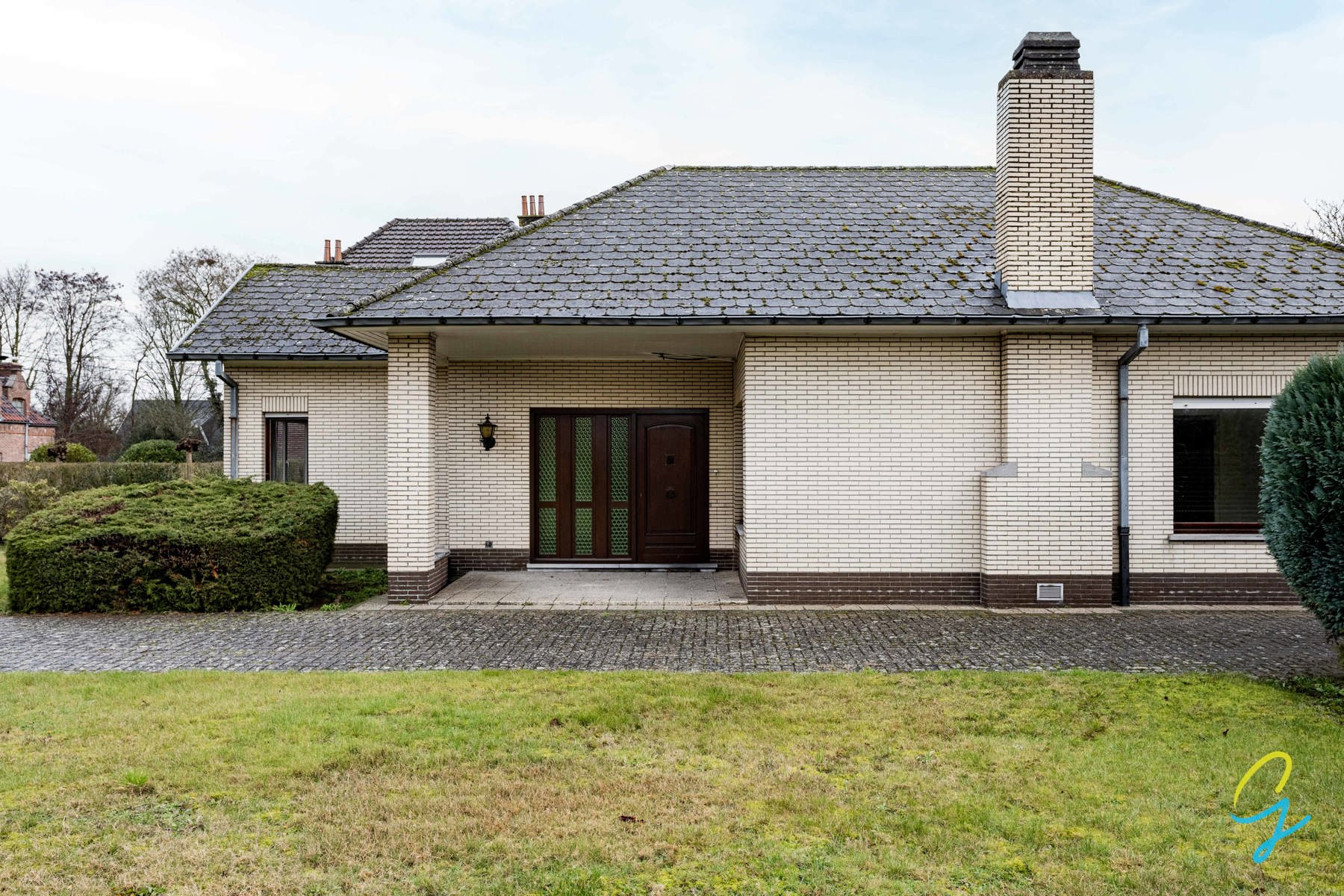 Te renoveren woning met grote tuin in het centrum van Serskamp - foto 3