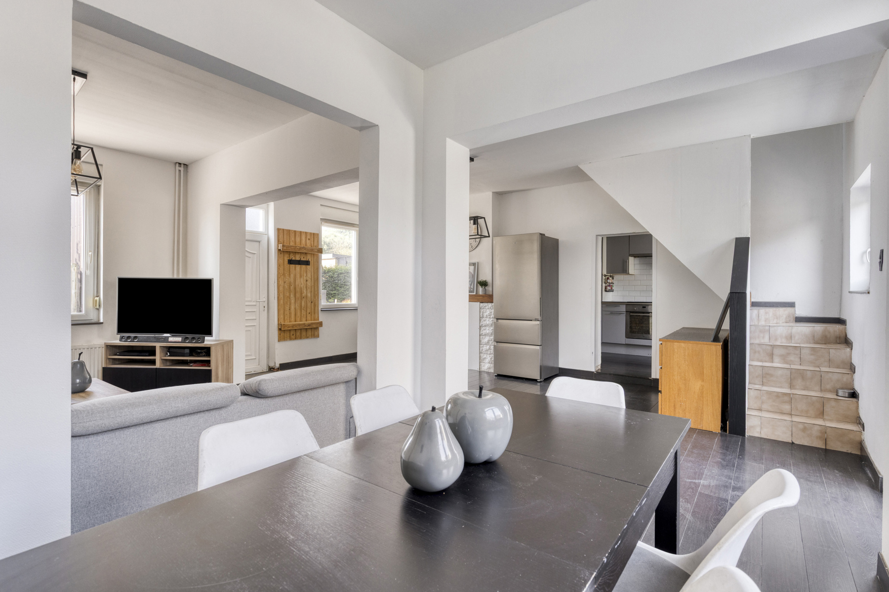 Half-open bebouwing met 3 slaapkamers en tuin! - foto 2