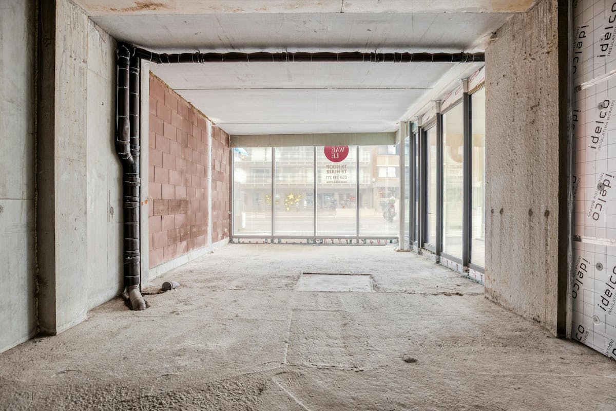 Nieuwbouw casco handelsruimte op topligging te Oostduinkerke - foto 4
