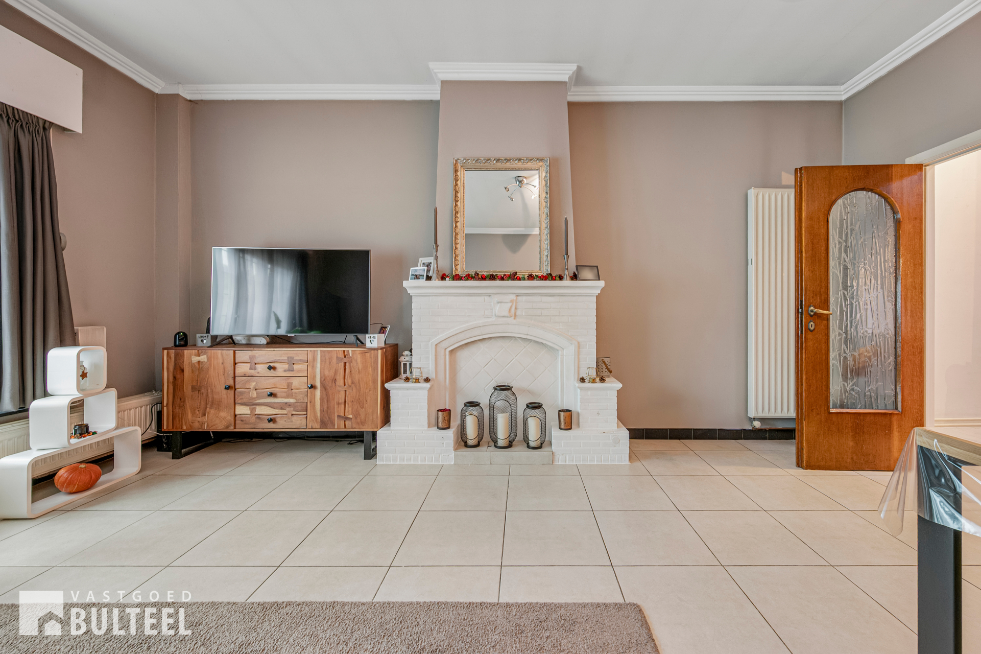 Verzorgde bel-etagewoning met 3 slaapkamers en garage! - foto 3