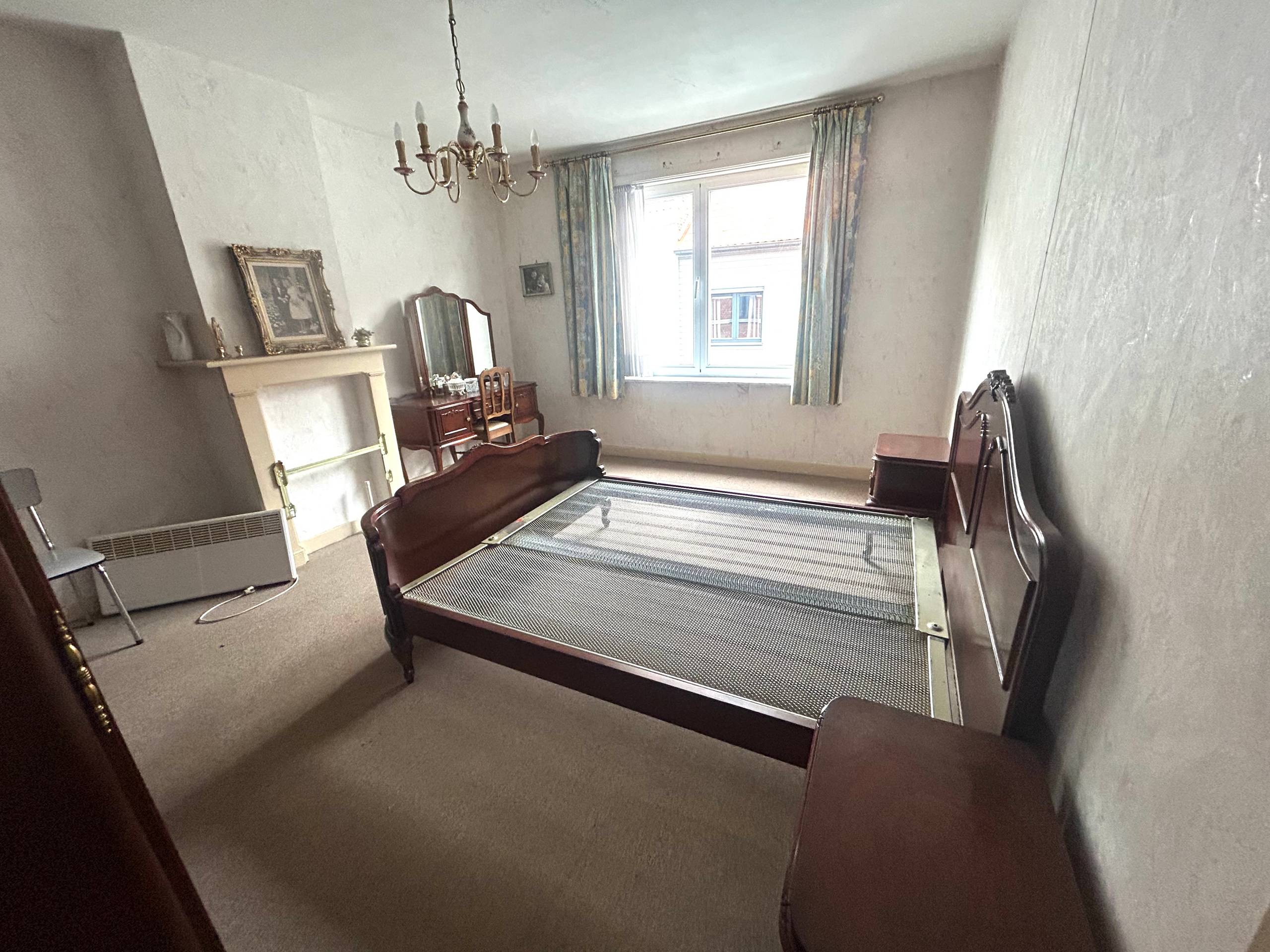 Ruime woning met garage en 4 slaapkamers. - foto 5