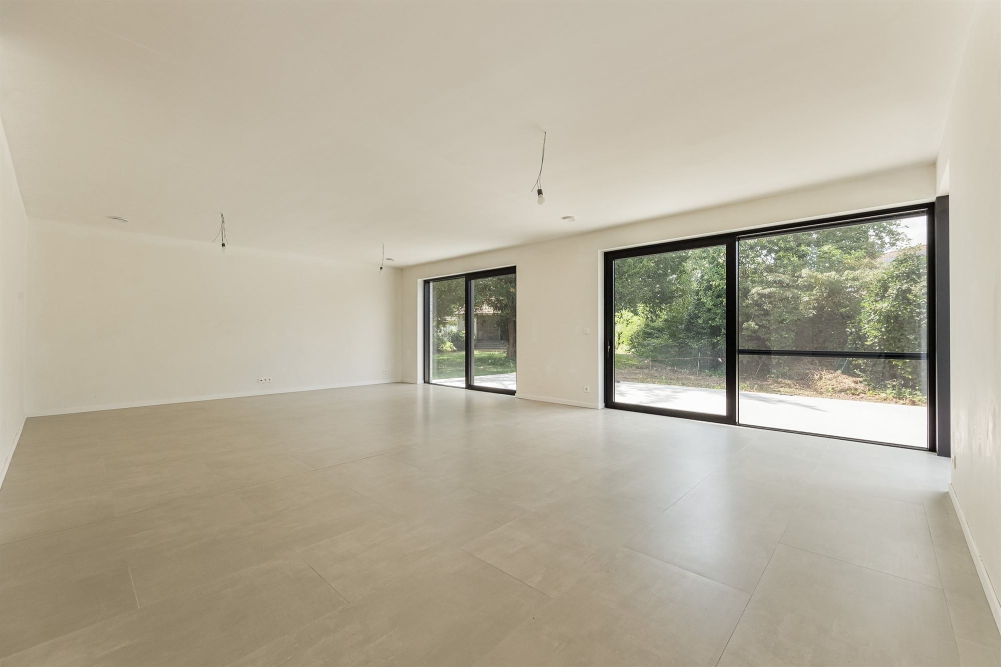 Halfopen BEN-woning met 3 kamers, garage en tuin - foto 4