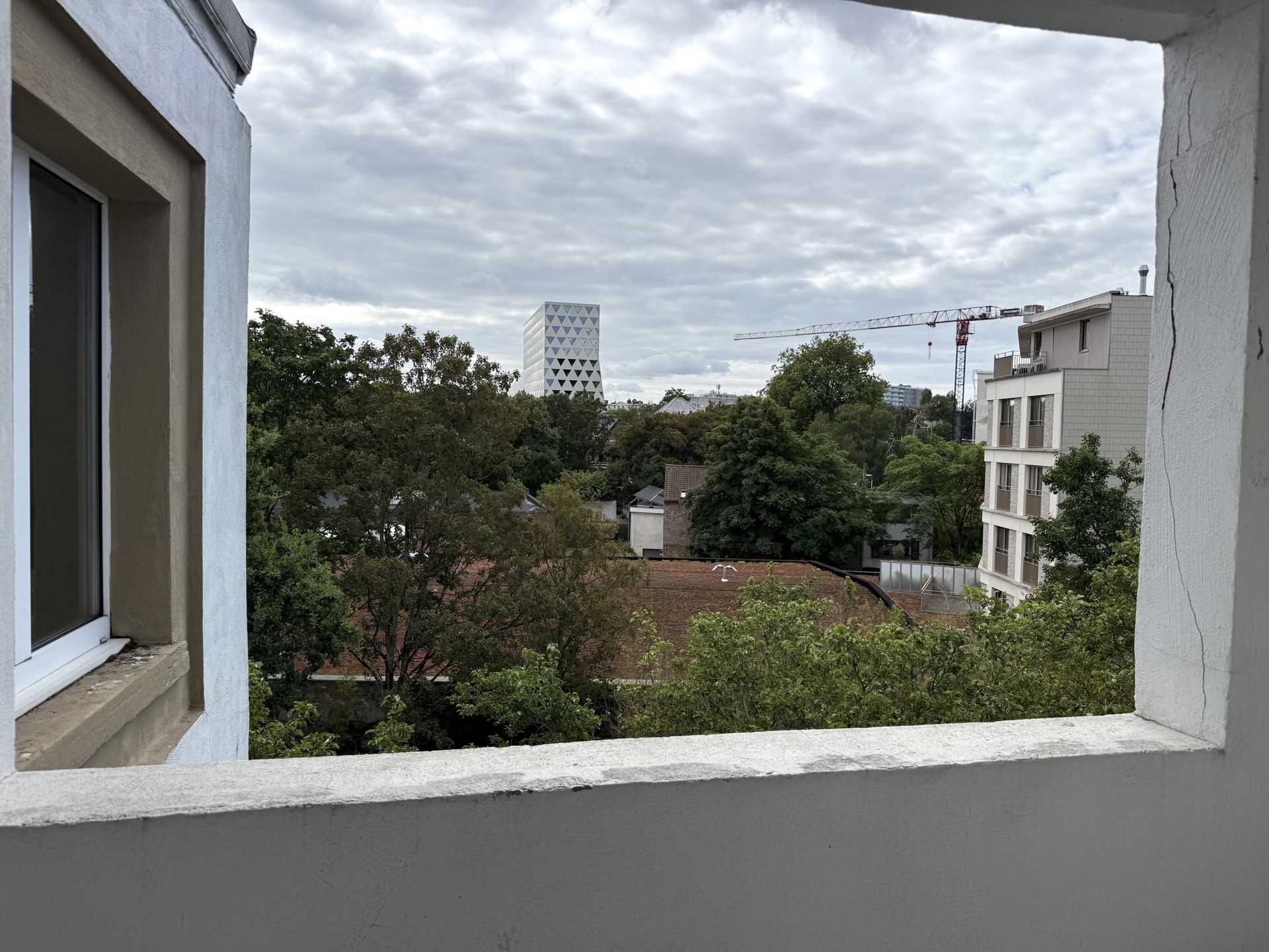 Modern 1-slaapkamerappartement van 72 m² met terras - foto 4