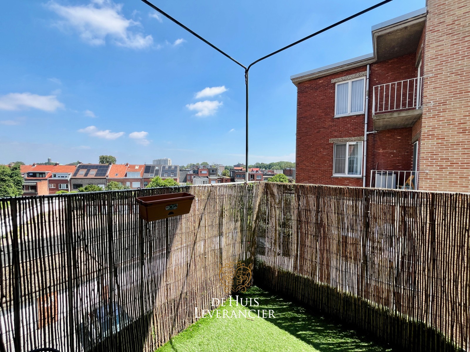 Lichtrijk en instapklaar 3-slaapkamerappartement (106 m²) met garage en gunstig EPC (B) op toplocatie in Wilrijk! - foto 2
