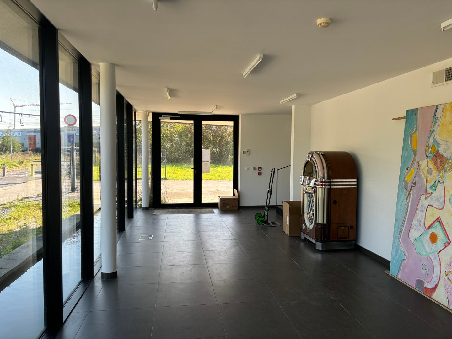 Modern kantoorgebouw - foto 3