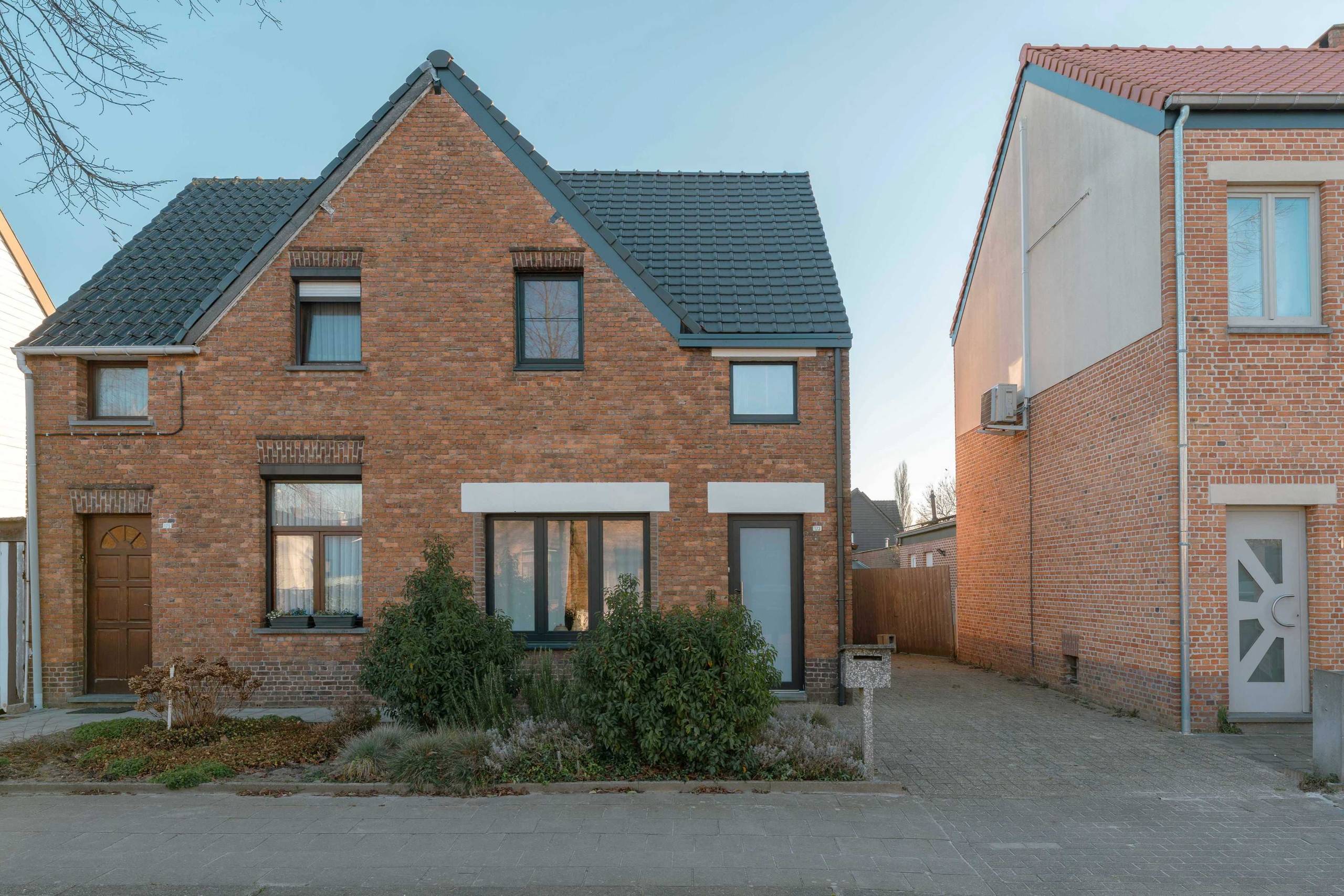Huis te koop in Brasschaat met 2 slaapkamers - foto 1