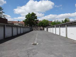 <p><span>Garage located at Kortrijk, Veldstraat 206  </span></p>