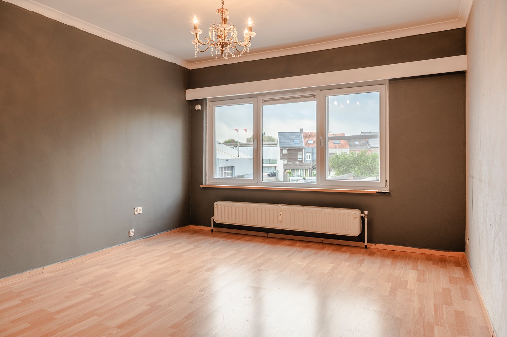 Lichtrijk renovatieappartement - photo 5