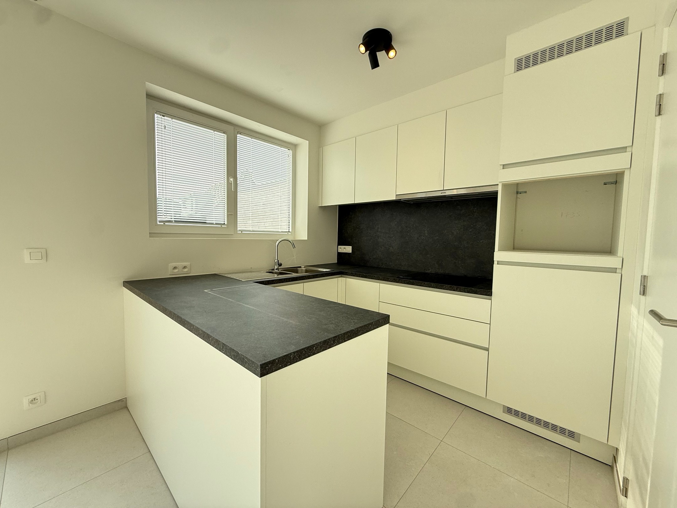 Nieuwbouwwoning met drie slaapkamers in Tielt! - foto 3