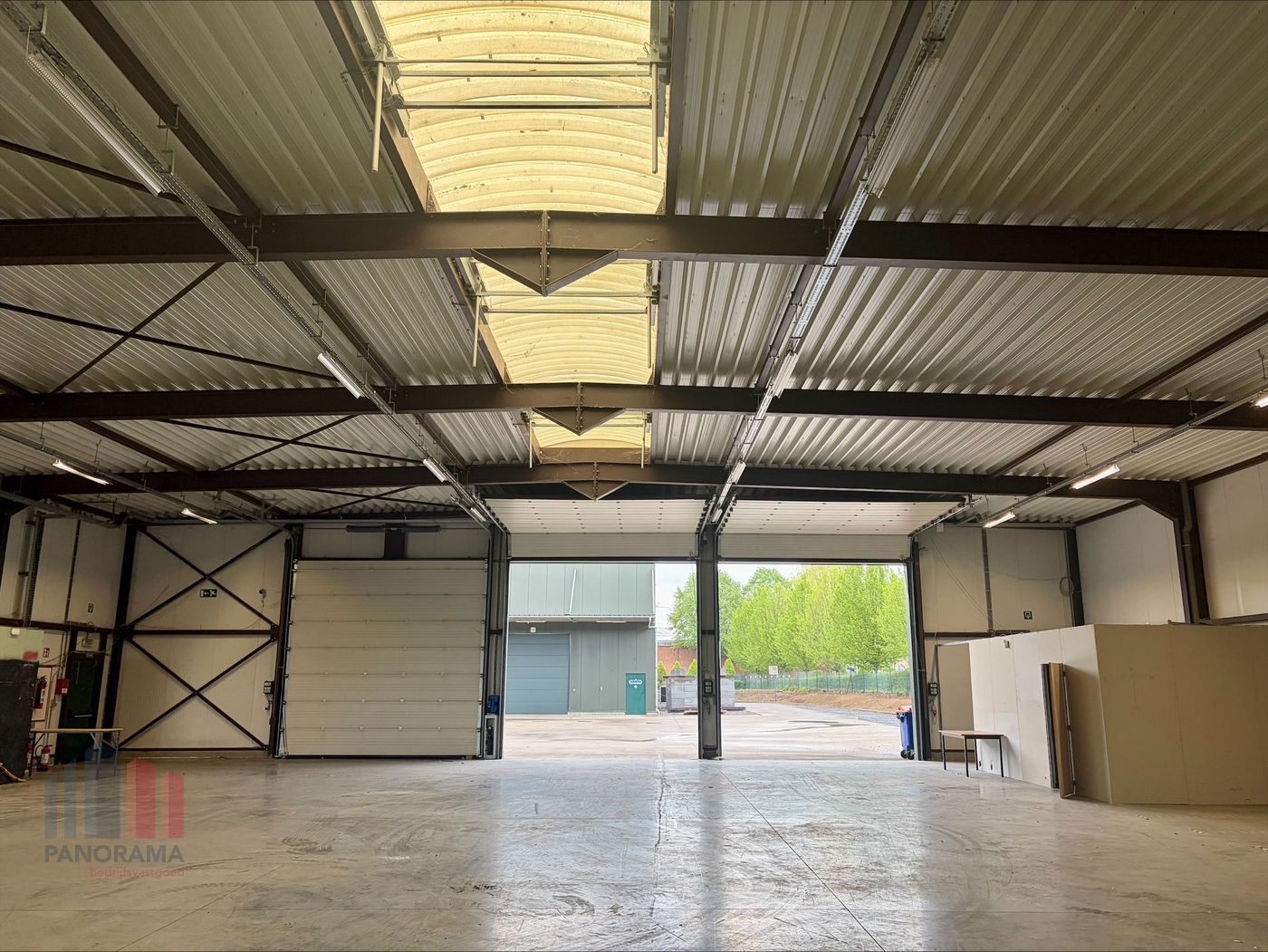 575 m² opslagruimte te huur in Sint-Truiden - foto 2