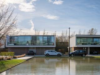 In Merelbeke-Melle, op een vlot bereikbare locatie, bevindt zich dit luxueus afgewerkte loftwoning die uitblinkt in comfort en...