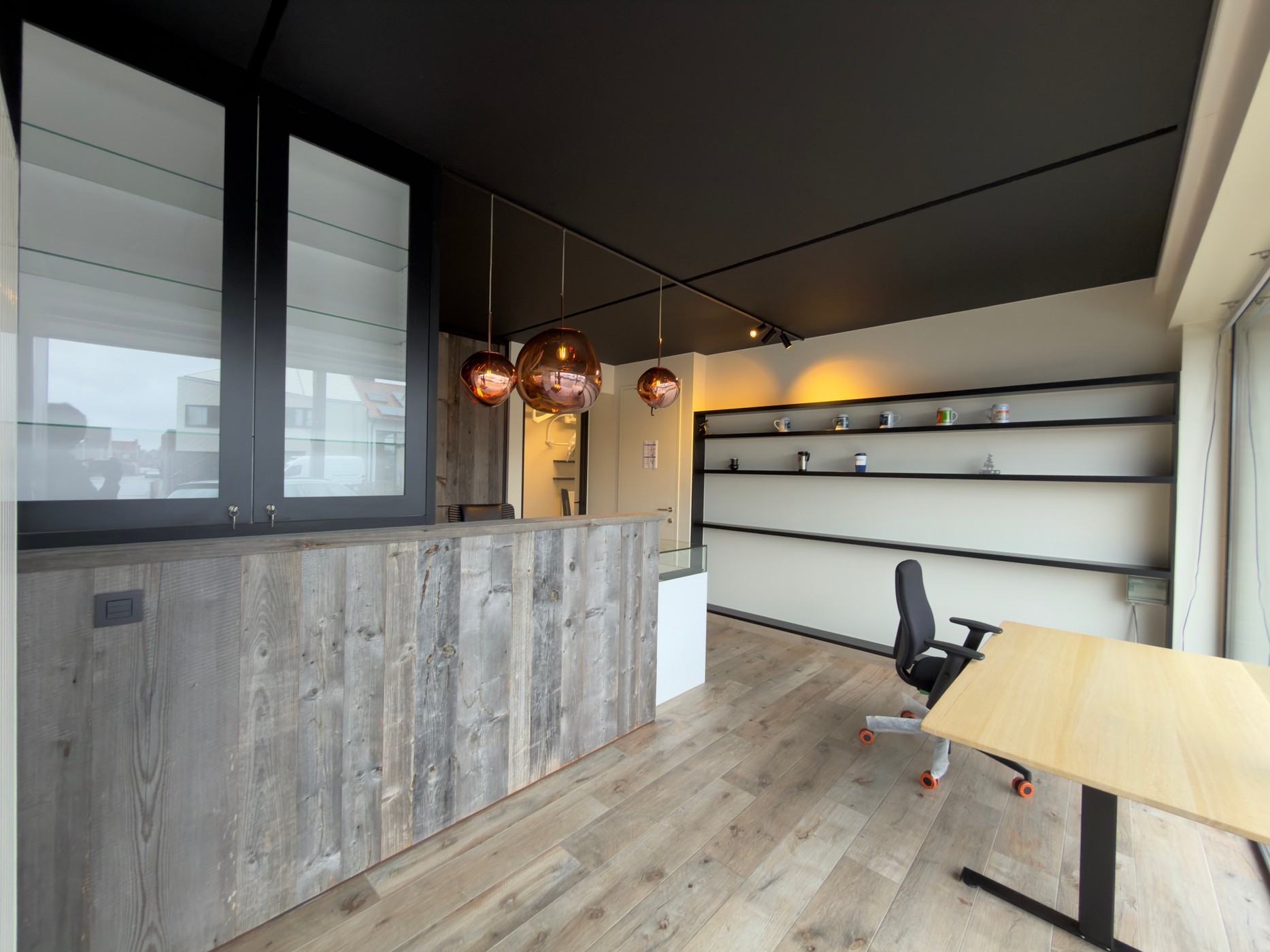 Handels-/kantoorruimte 135m² op toplocatie in Aalter - photo 3