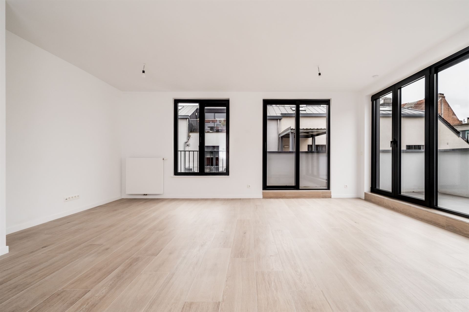 À proximité du site de Tour&Taxis, superbe duplex penthouse 3 CH - photo 5