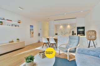 In de Kerkstraat, op een topligging in het hart van Wenduine en op wandelafstand van winkels, horeca, openbaar vervoer en het strand, bevindt zich...