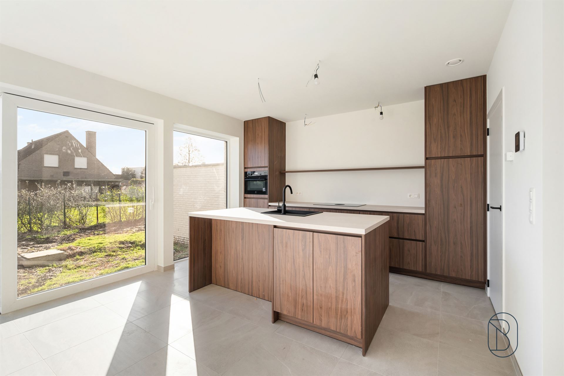 Moderne en landelijke nieuwbouwwoning nabij centrum Waregem! - foto 3